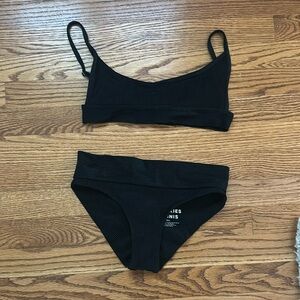 Frankie’s bikini set!